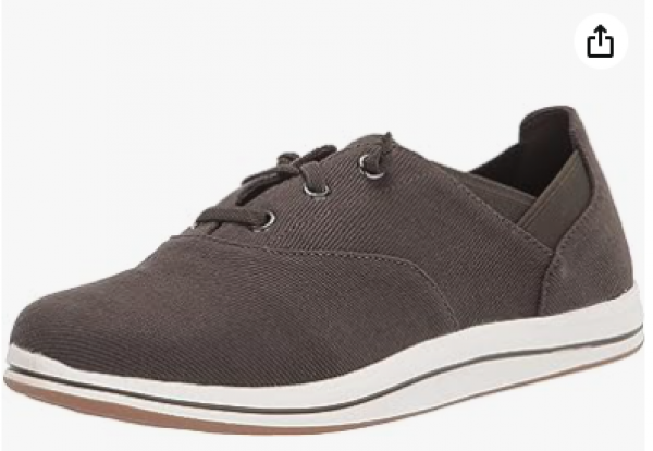 Vtshoes Women's Breeze Ave Sneaker